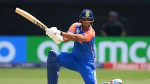 IND vs AUS: இந்திய அணியின் NRR-க்கு ஆப்பு வைத்த சிவம் துபே.. கொந்தளித்த ரசிகர்கள்.. என்ன நடந்தது?