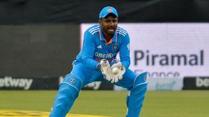 சரியான முறையில் தயாராகி வந்திருக்கிறேன்.. அணிக்கு தேவைப்பட்டால் விளையாடுவேன்- சஞ்சு சாம்சன் கருத்து