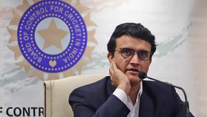 இவரை பயிற்சியாளராக நியமித்தால் இந்திய அணி சோலி முடிந்தது.. பிசிசிஐ-க்கு எச்சரிக்கை.. கங்குலி சூசகம்