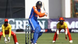 IND vs ZIM: ஜிம்பாப்வே-வை பொளந்த சிங்கக் குட்டிகள்.. 100 ரன்கள் வித்தியாசத்தில் இந்தியா வெற்றி