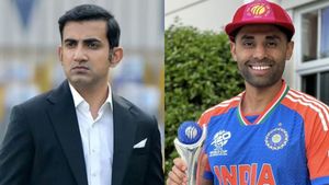 IND vs SL: எல்லாம் கேகேஆர் உறவு.. சூர்யகுமாருக்காக அடம்பிடிக்கும் கவுதம் கம்பீர்.. காரணமே இதுதான்!