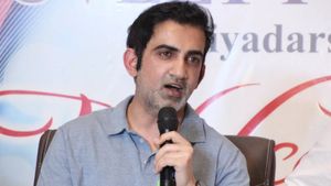 ஜான்டி ரோட்ஸ் இல்ல.. யார் என்றே யூகிக்க முடியாத நபருக்கு வாய்ப்பு கேட்கும் கம்பீர்
