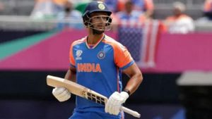 SL vs IND: அவுட் எல்லாம் கொடுக்க முடியாது.. அம்பயர் செய்த செயல்.. டென்ஷனான துபே.. மறுத்த ராகுல்