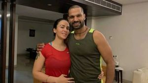 Shikhar Dhawan: மனைவியால் நேர்ந்த சோகம்.. ஷிகர் தவான் கிரிக்கெட் வாழ்க்கை முடிவுக்கு காரணமே அதுதான்!