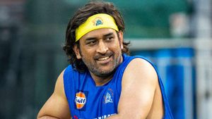 IPL 2025: அரசியலுக்கு வருவீர்களா? தல தோனியிடம் வந்து விழுந்த கேள்வி.. ஸ்மார்ட்டாக பதிலளித்த தல!