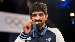 Aman Sehrawat: 4.5 கிலோ அதிக எடை.. மெடல் போச்சு? கதிகலங்கிப் போன கோச்.. ஒரே இரவில் குறைத்தது எப்படி?
