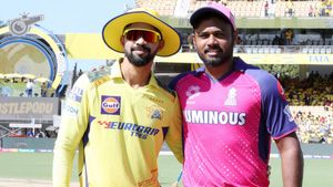 CSK- உருட்டா இருந்தாலும் ஒரு நியாயம் வேண்டாமா..சிஎஸ்கேவுக்கு சேட்டன் வரமாட்டார்.. RR ரசிகர்கள் உறுதி