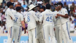 IND vs BAN - சென்னை டெஸ்ட்டின் டிக்கெட் விலை அதிரடி குறைப்பு.. ரசிகர்கள் ஆர்வம் காட்டாததால் முடிவு