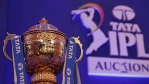 5 சர்வதேச வீரர்கள், 1 உள்ளூர் வீரர்.. 6 பேரை தக்கவைக்க அனுமதி.. விதிகளில் ட்விஸ்ட் வைத்த பிசிசிஐ!