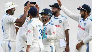 IND vs BAN: சந்தோஷப்படாதீங்க.. 4 வீரர்கள் தவிப்பு.. இந்திய அணியில் இடம் பெற்றும் இதுதான் கதி
