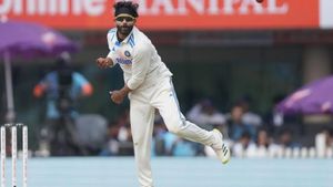 IND vs BAN: ஜடேஜா மாபெரும் சாதனை.. அதிவேக டெஸ்ட் மைல்கல் ரெக்கார்டு.. நம்பர் 1 ஆசிய ஆல் ரவுண்டர்