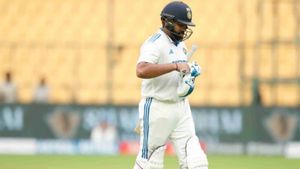 IND vs NZ- அட போங்கப்பா! ரோகித் சர்மா டக் அவுட்.. கடுப்பான ரசிகர்கள்.. மோசமான சாதனை!