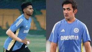 IND vs BAN: ஆரம்பமே சம்பவம்.. முதல் ஓவரை மெய்டனாக வீசிய மயங்க் யாதவ்.. மிரண்டுபோன கவுதம் கம்பீர்!