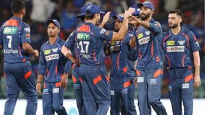 IPL 2025: வெறும் 4 மேட்ச் ஆடிய பவுலருக்கு 14 கோடி சம்பளம் அளிக்கப் போகும் LSG.. ஆடிப் போன அணிகள்