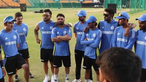 IND vs BAN பிட்ச் ரிப்போர்ட் - கருப்பு மண் பிட்ச்.. குஷியில் இந்திய அணி.. எவ்வளவு ரன் குவிக்கலாம்?