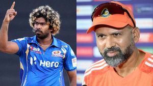 மும்பைக்கு 2 பவுலிங் கோச்.. மலிங்காவுடன் இணைந்த டி20 உலககோப்பை வின்னர்.. சிஎஸ்கே அமைதி காப்பது ஏன்?