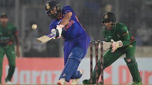 IND vs BAN: ரோஹித் வைத்த பொறி.. பதறிப் போன வங்கதேச வீரர்கள்.. வரிசையாக விக்கெட்.. என்ன நடந்தது?