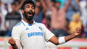 ஐசிசி டெஸ்ட் தரவரிசை.. நம்பர் 1ல் பும்ரா.. சரிந்த அஸ்வின்.. கம்பேக் கொடுத்த ஜெய்ஸ்வால், விராட் கோலி!
