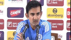 IND vs NZ- டெஸ்டில் ஒரே நாளில் 400 ரன்கள் அடிப்போம்.. இந்திய அணி பயிற்சியாளர் கம்பீர் நம்பிக்கை