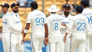 IND vs AUS: இப்பயாச்சும் இவரை பற்றி புரிஞ்சுதா.. 103 டெஸ்ட்டில் ஆடிய வீரருக்கு மீண்டும் வாய்ப்பு