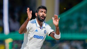 மழையால் பாதிக்கப்பட்டும் போட்டியில் வென்றது ஸ்பெஷலானது.. மற்ற பவுலர்களுக்கு உதவுவதே என் பணி - பும்ரா