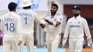 IND vs NZ: எதிர்பார்க்காத ட்விஸ்ட்.. பிளேயிங் லெவனில் முக்கிய பவுலரை நீக்க திட்டம்.. ஏன் இப்படி?