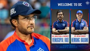 கங்குலி நீக்கம்.. பயிற்சியாளராக ஹேமங் பதானி, இயக்குநராக வேணுகோபால் ராவ்.. டெல்லி அணி அறிவிப்பு