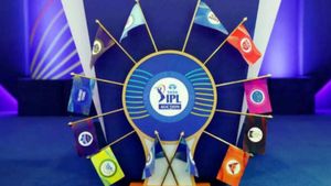 IPL Auction: சிஎஸ்கே, ஆர்சிபி உட்பட 10 ஐபிஎல் அணிகளின் முழு வீரர்கள் லிஸ்ட்.. விலைப்பட்டியலுடன்!