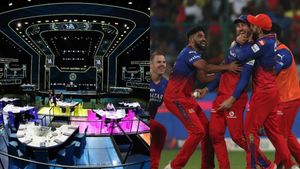 IPL- முதுகில் குத்திய ஆர்சிபி.. 2 முக்கிய வீரர்களுக்கு ஆர்டிஎம் பயன்படுத்த மறுப்பு.. நொந்த ரசிகர்கள்