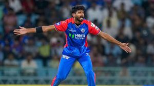 இது லிஸ்ட்லயே இல்லையே.. நெஹ்ரா ஜெராக்ஸை தூக்கிய சிஎஸ்கே.. பவர் பிளேவில் சிக்கல் இருக்காது!