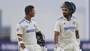 எதிர்பார்க்காத ட்விஸ்ட்.. பெர்த் டெஸ்ட் போட்டியை ஜெயிக்க இந்தியா எத்தனை ரன்கள் எடுக்க வேண்டும்?