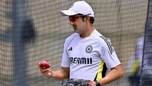 IND vs AUS: பாதியில் இந்தியா திரும்பிய கவுதம் கம்பீர்.. பிசிசிஐ எடுத்த முடிவு.. என்ன நடந்தது?