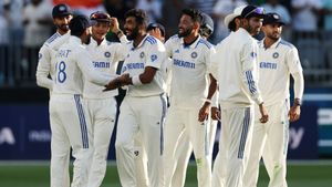 IND vs AUS: முதல் நாள் ஆட்டம் ரத்து.. இந்தியாவின் பயிற்சிப் போட்டிக்கு சிக்கல்.. 2ஆம் நாள் நிலை?