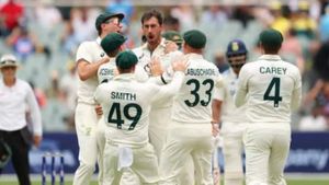 IND vs AUS: ஆஸ்திரேலிய வீரர்கள் கையில் கருப்பு பட்டை.. போட்டிக்கு முன் ஒளிபரப்பான ஆவணப் படம்