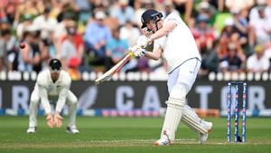 NZ vs ENG: 8வது சதம்.. இங்கிலாந்தை ஒற்றை வீரராக காப்பாற்றிய ஹாரி ப்ரூக்.. பாவம் நியூசிலாந்து அணி!