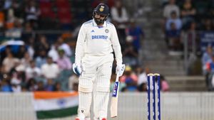 IND vs AUS: ரோஹித் சர்மா பாதி தொடரில் கேப்டன் பதவியில் இருந்து விலக வேண்டுமா? உண்மை நிலை என்ன?