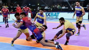 11வது தோல்வி.. பிளே ஆஃப் செல்ல இனி வாய்ப்பே இல்லை.. மீண்டும் அவமானப்பட்ட தமிழ் தலைவாஸ்!