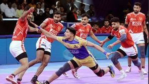Pro Kabaddi: 3 முறை ஆல் அவுட்.. குஜராத் அணியை பதற வைத்த தமிழ் தலைவாஸ்.. பிளே ஆஃப் வாய்ப்பு எப்படி?