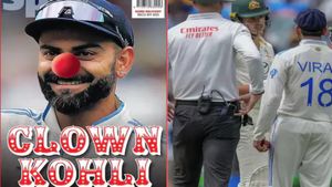 Clown Kohli என கோலியை கிண்டல் செய்வதா? ரவி சாஸ்த்ரி, கவாஸ்கர் ஆஸ்திரேலிய ஊடகங்களுக்கு எதிர்ப்பு