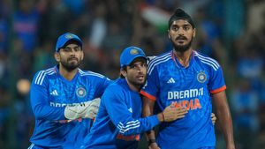 IND vs ENG: இன்னும் 3 விக்கெட் வீழ்த்தினால் போதும்.. மாபெரும் வரலாறு படைக்கப் போகும் அர்ஷ்தீப் சிங்