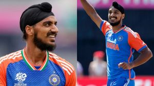 யாரு சாமி நீ.. 2.5 வருடங்களில் இந்தியாவின் நம்பர் 1 பவுலராக மாறிய சிங்.. நம்ப முடியாத டி20 சாதனை