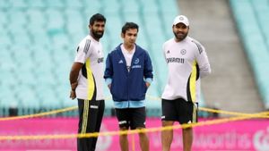 IND vs AUS- டாசில் தவறு செஞ்சிட்டாங்க! கம்பீரை மறைமுகமாக தாக்கி பேசிய ரோகித் சர்மா