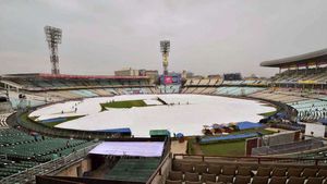 IND vs ENG 1st T20: மழை பெய்ய வாய்ப்பு உள்ளதா? வானிலை அறிக்கை யாருக்கு சாதகமாக உள்ளது?