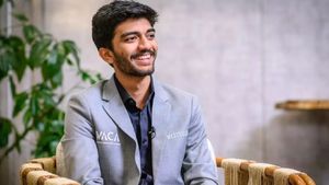 குகேஷ் உள்ளிட்ட சிறந்த விளையாட்டு வீரர்களுக்கு விருது.. ஜனாதிபதி வழங்கினார்.. முழு விருதுப் பட்டியல்