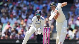 IND vs AUS: 31 வயதில் 