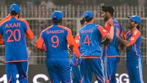 IND vs ENG : 2வது டி20 போட்டி இந்திய அணியில் 2 மாற்றம்.. ஷமிக்கு ஏமாற்றம்.. அதிரடி பேட்ஸ்மேன் தேர்வு
