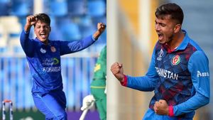 IPL 2025: 4.8 கோடி வீரரை நீக்கிய மும்பை இந்தியன்ஸ்.. சக ஆப்கானிஸ்தான் ஸ்பின்னருக்கு அடித்த ஜாக்பாட்