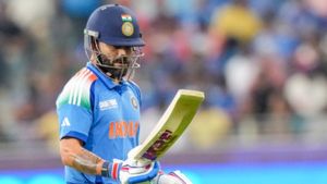 IND vs BAN: படுமோசமாக சிக்கிய கோலி.. வீக்னஸ்-ஐ வைத்து வீழ்த்திய வங்கதேசம்.. என்ன நடந்தது?