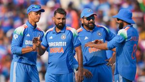 IND vs ENG 2nd ODI பிளேயிங் 11.. ஸ்ரேயாஸ் நிலை என்ன? வருண் சக்கரவர்த்தி, அர்ஷ்தீப் சிங் ஆடுவார்களா?