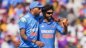 IND vs ENG: இது தான் சிஎஸ்கே பவர்.. 600 விக்கெட் வீழ்த்திய ஜடேஜா.. தடுமாறிய இங்கிலாந்து பேட்டிங்